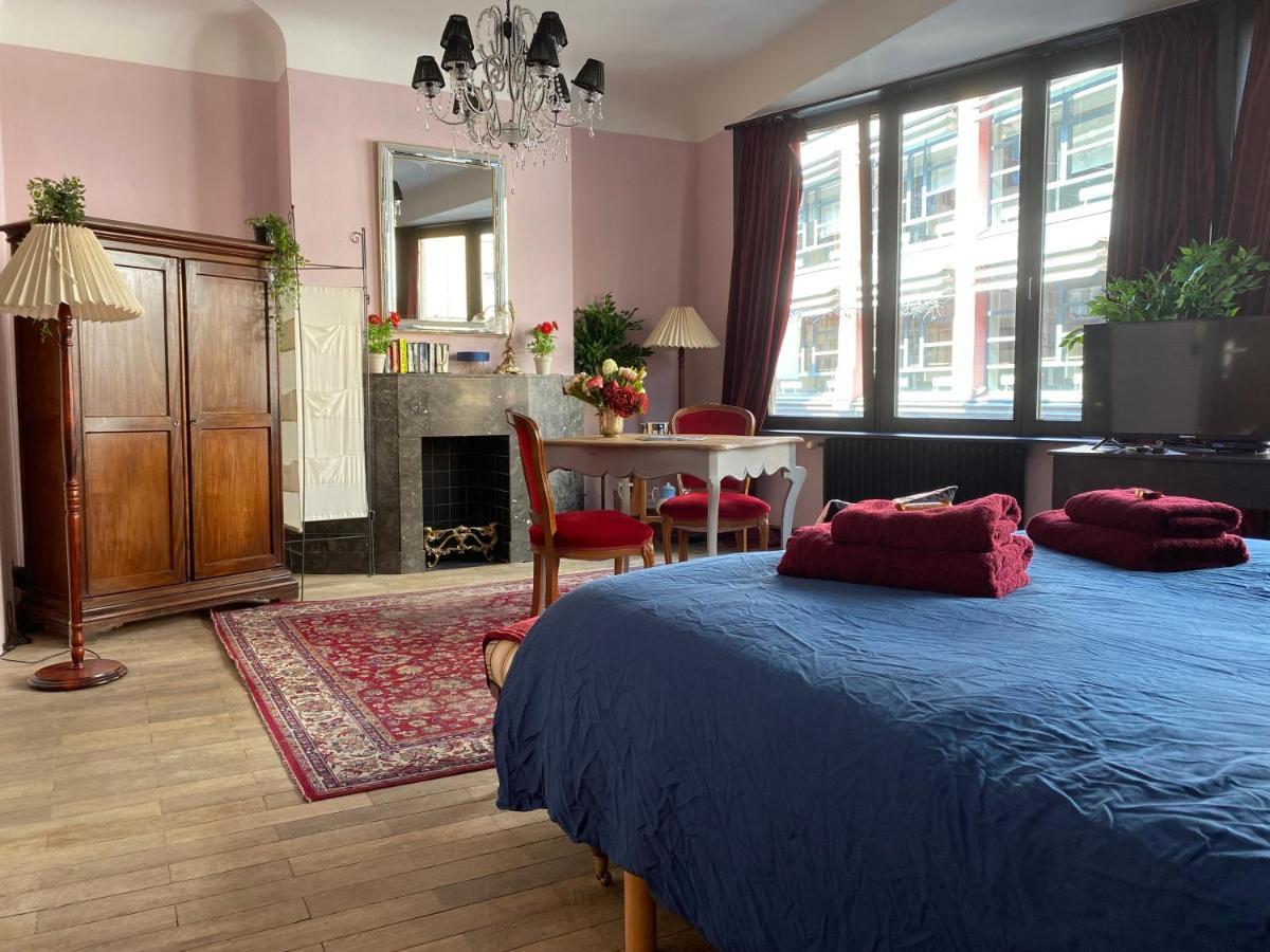 The Pink Studio - Exceptional Location In City Center - Unique & Elegant Apartman Namur Kültér fotó